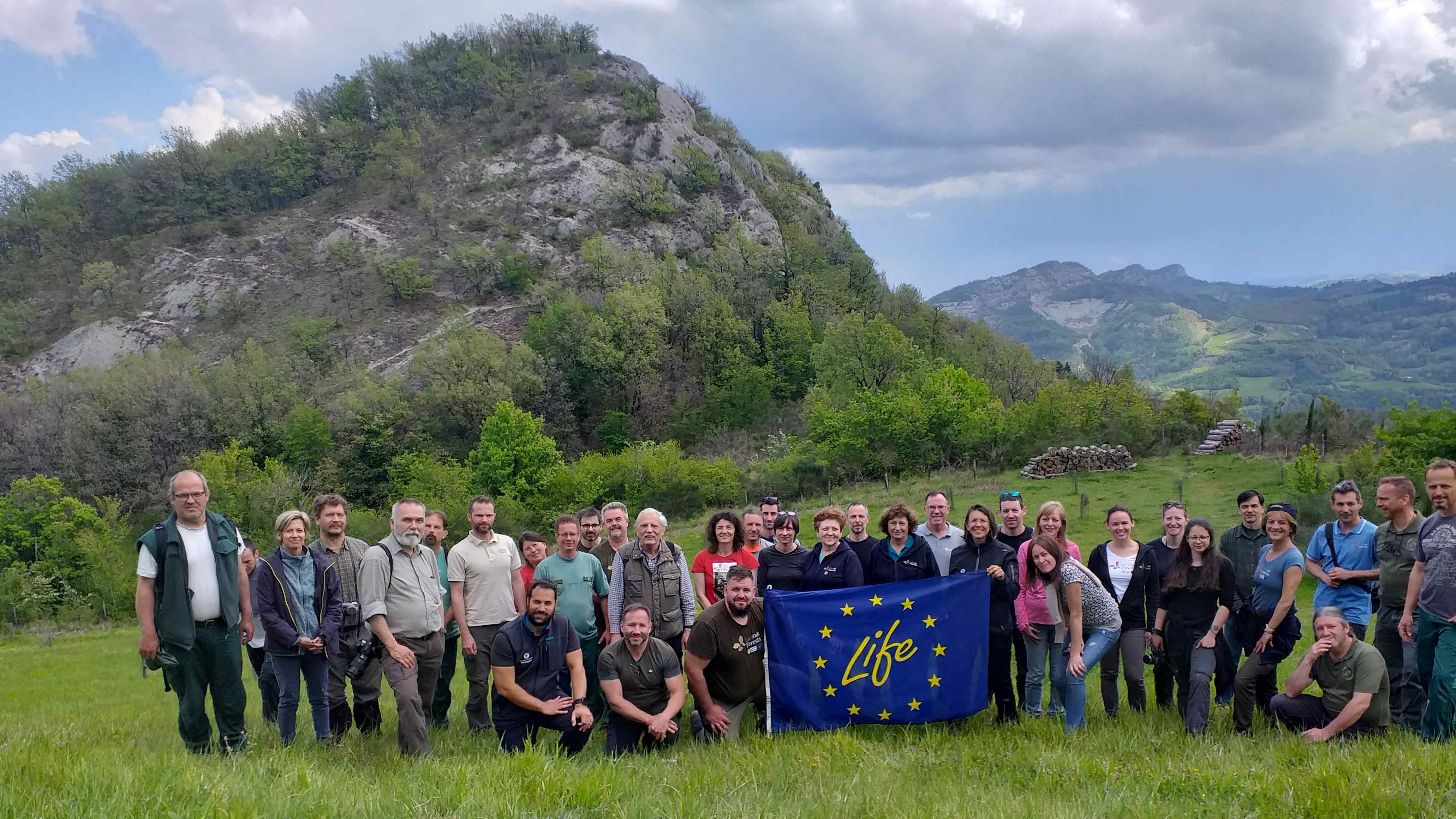 The delegation of Hungarian beneficiary partners of Life4OakForests Project visiting the Parco regionale della Vena del Gesso Romagnola.